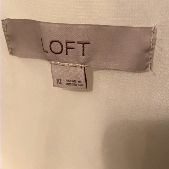 Loft cream button tank - Picture 3 of 3